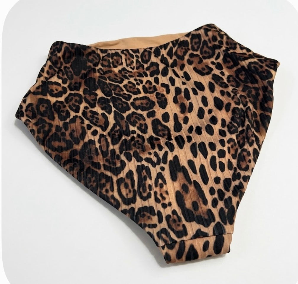 High-waisted Women's leopard Animal Print bikini bottom