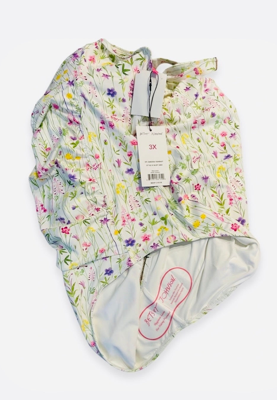 3 X Plus size Betsey Johnson Women’s Floral One-Piece swimsuit Cup Lined Built-In Bra